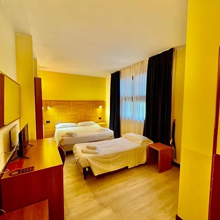 Otel Guidi 2*