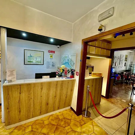 圭迪酒店 2* 梅斯特雷